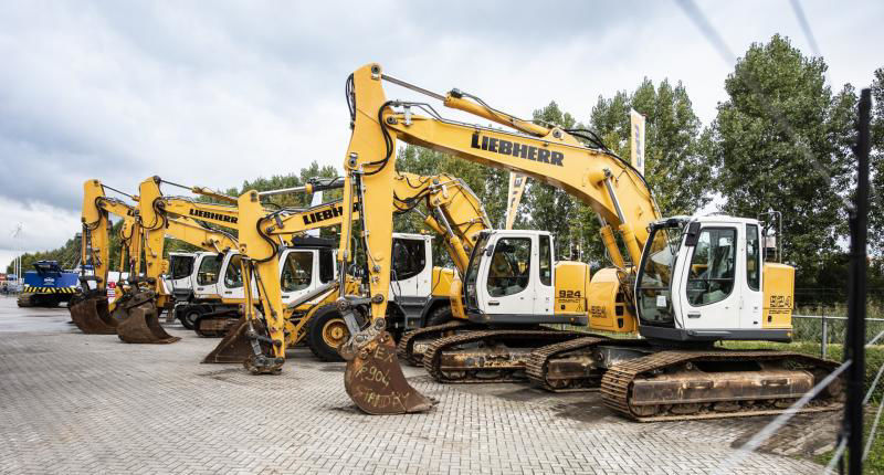 Specialist in Liebherr excavators